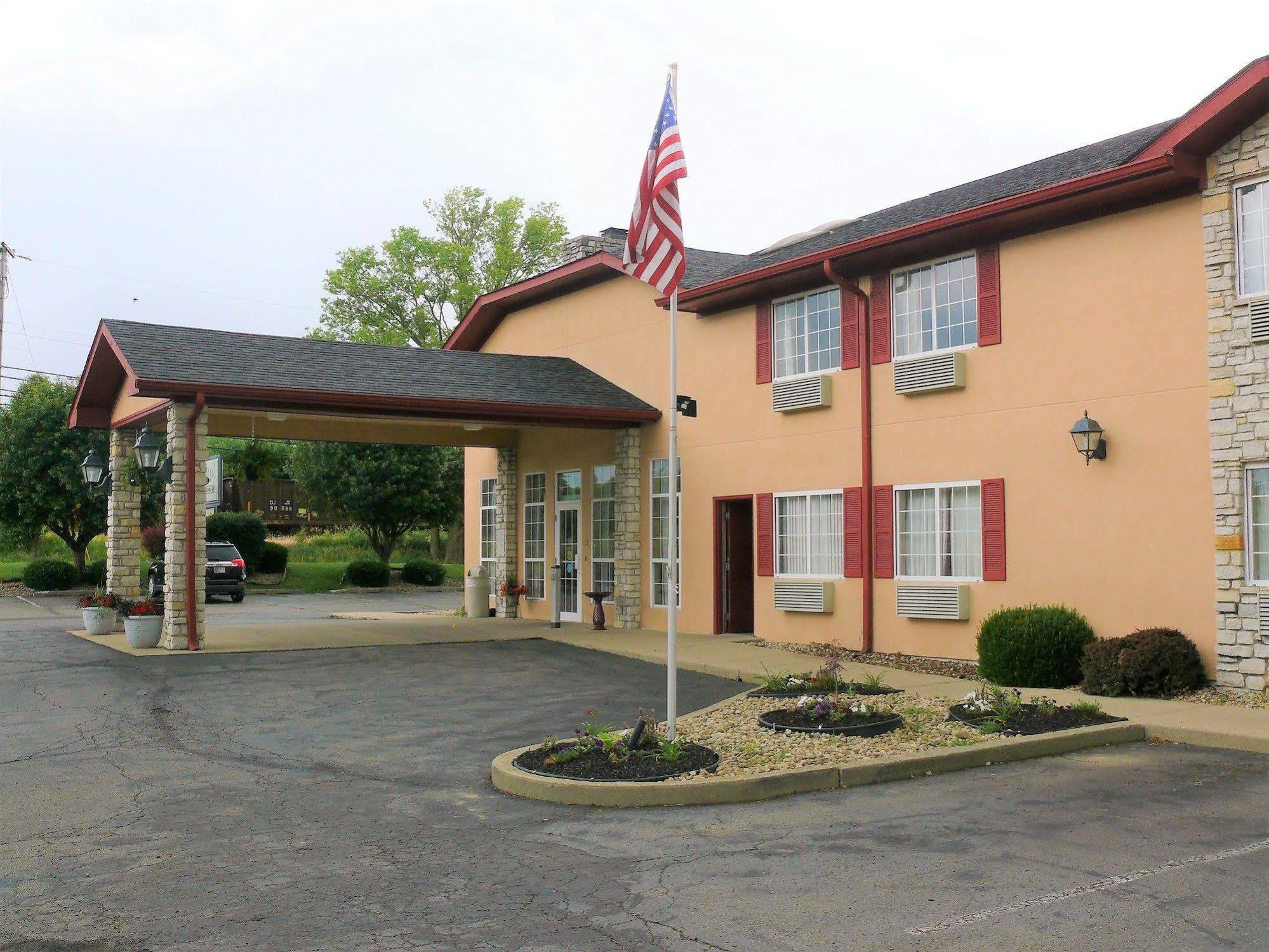 Connersville The Woodridge Inn מראה חיצוני תמונה