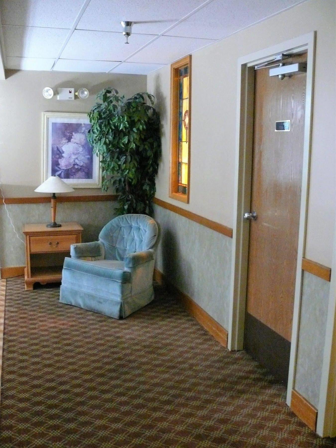 Connersville The Woodridge Inn מראה חיצוני תמונה